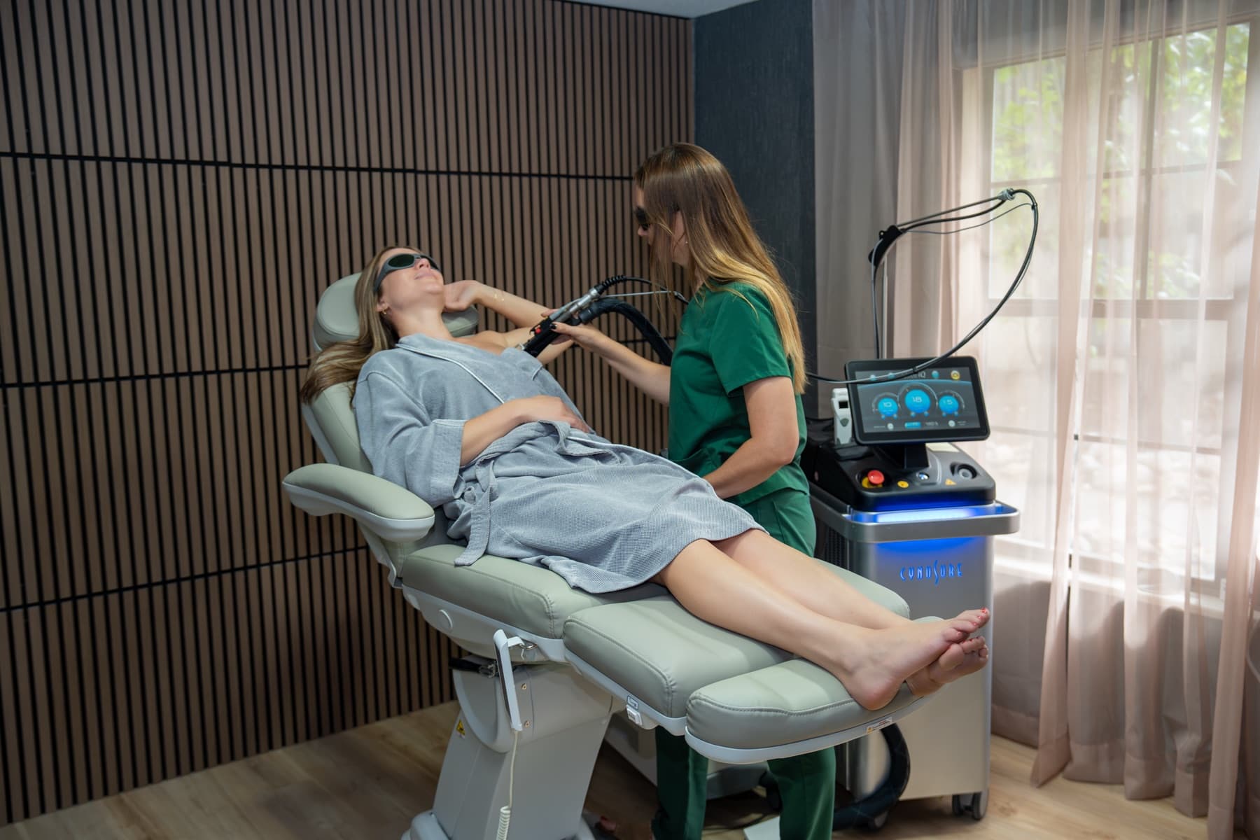 Underarm laser hair removal with the Cynosure Elite iQ at LNO Boutique in Centennial, Denver