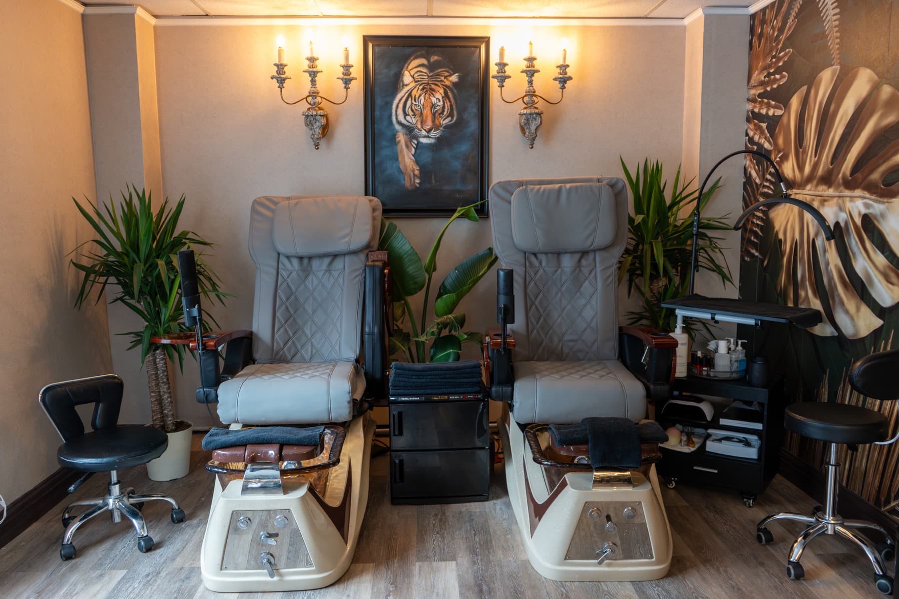 Two pedicure chairs side by side, ready for a mommy and me pedicure at LNO Boutique in Centennial