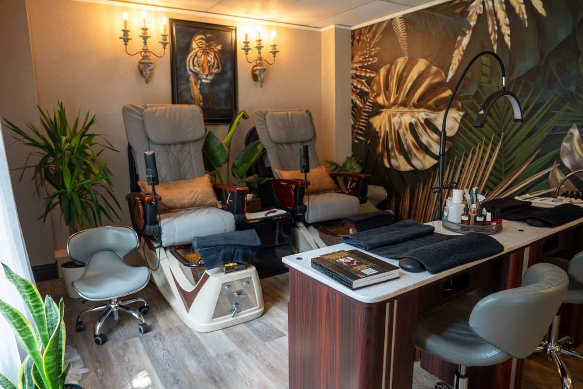 Boutique nail studio with pedicure chairs and manicure station for Russian manicure services at LNO Boutique in Centennial, Denver