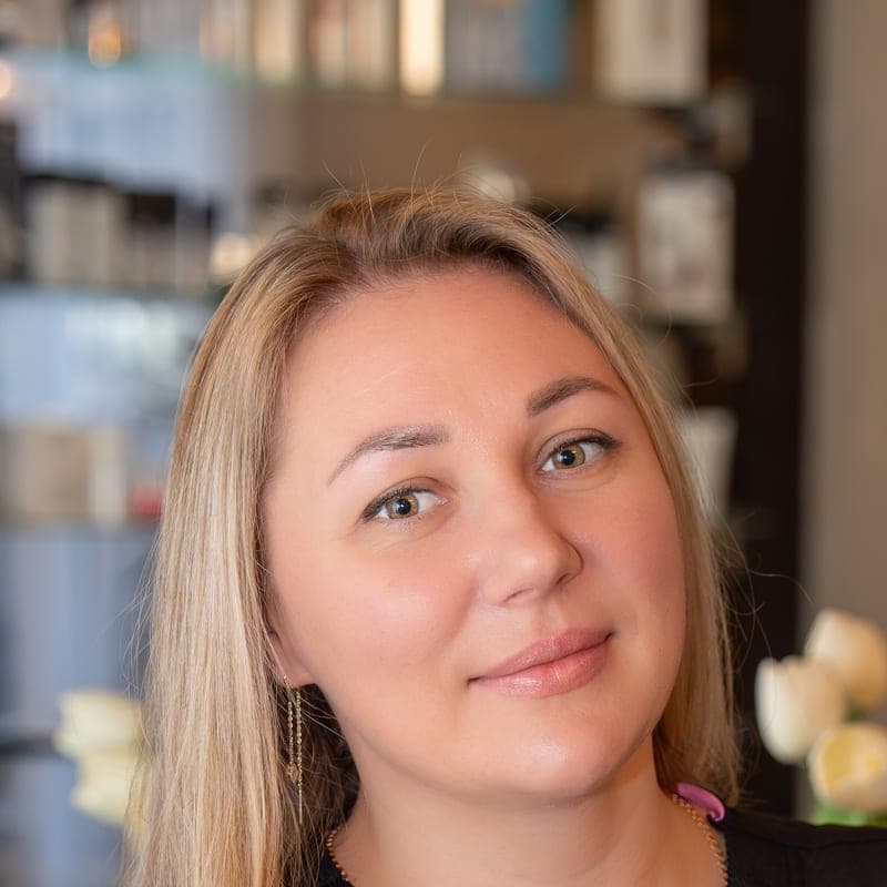 Yana, Nail Technician at Like No Other Boutique in Centennial